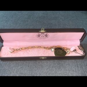 NWT Juicy couture chain bracelet & decorative box